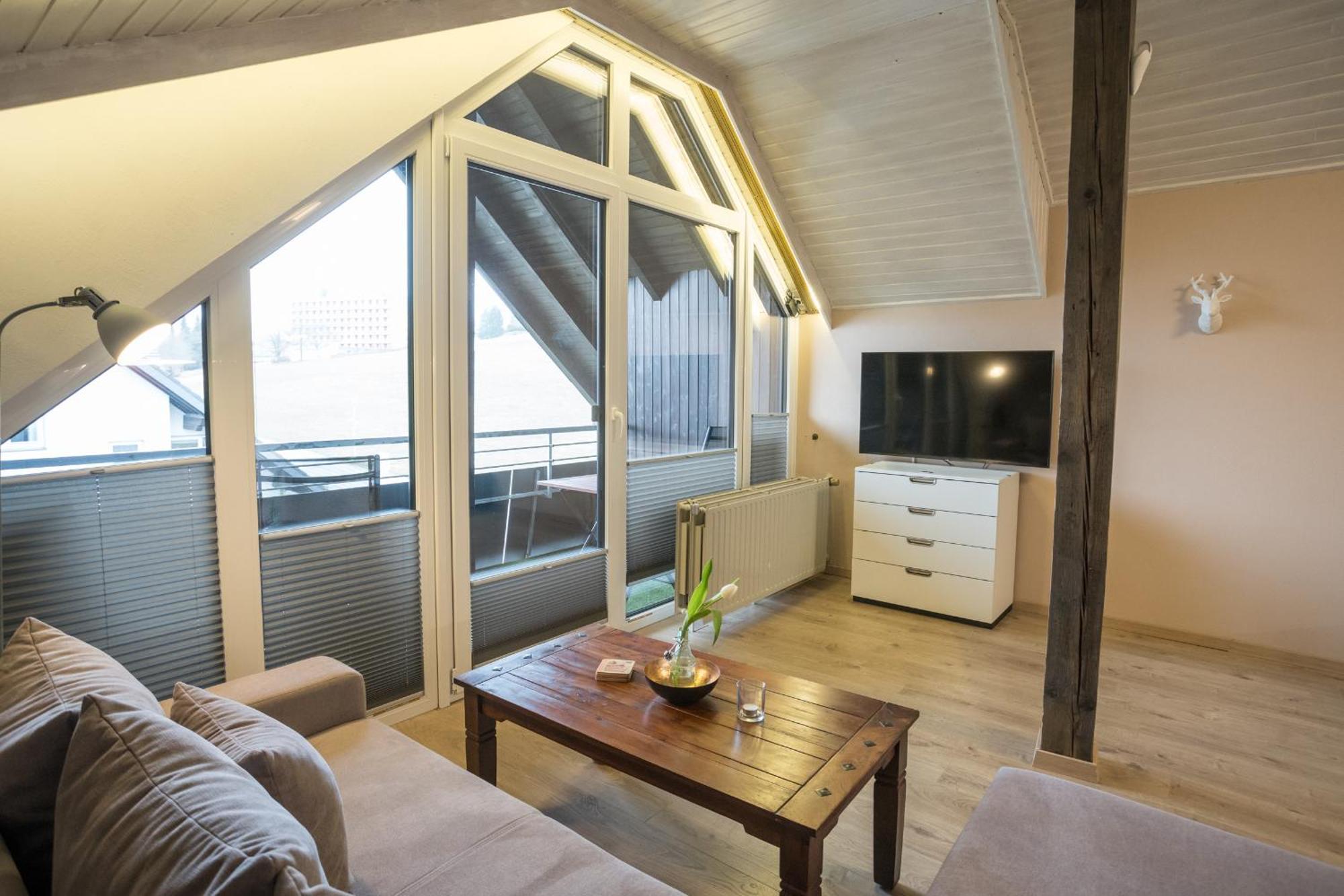 Ferienwohnungen Landhaus Meran Inkl Meinecardplus วิลลิงเงิน ภายนอก รูปภาพ