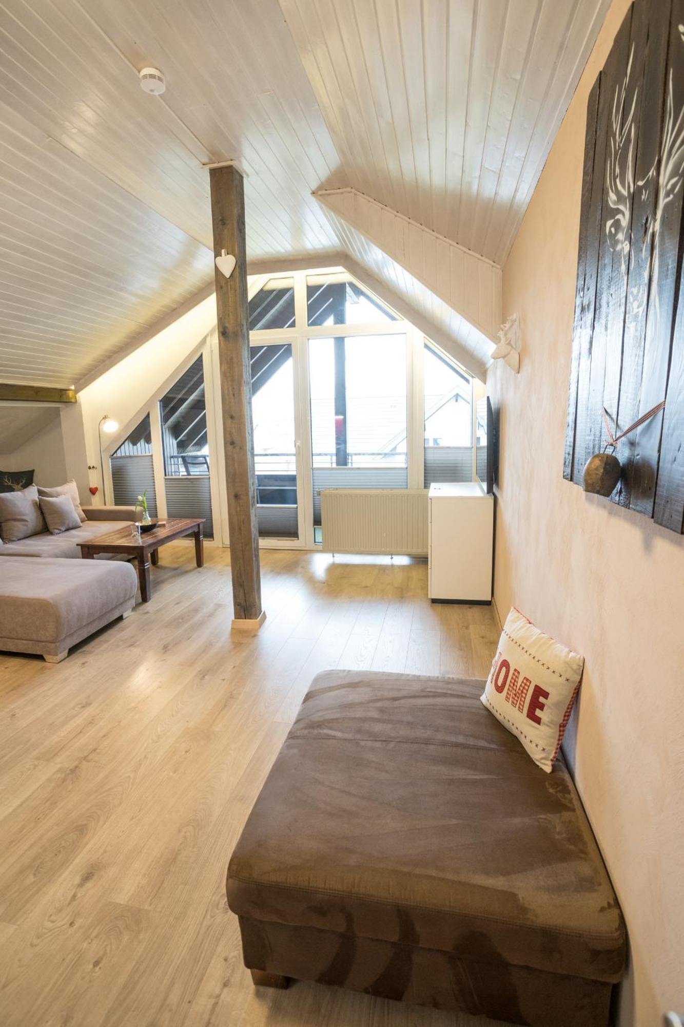 Ferienwohnungen Landhaus Meran Inkl Meinecardplus วิลลิงเงิน ภายนอก รูปภาพ