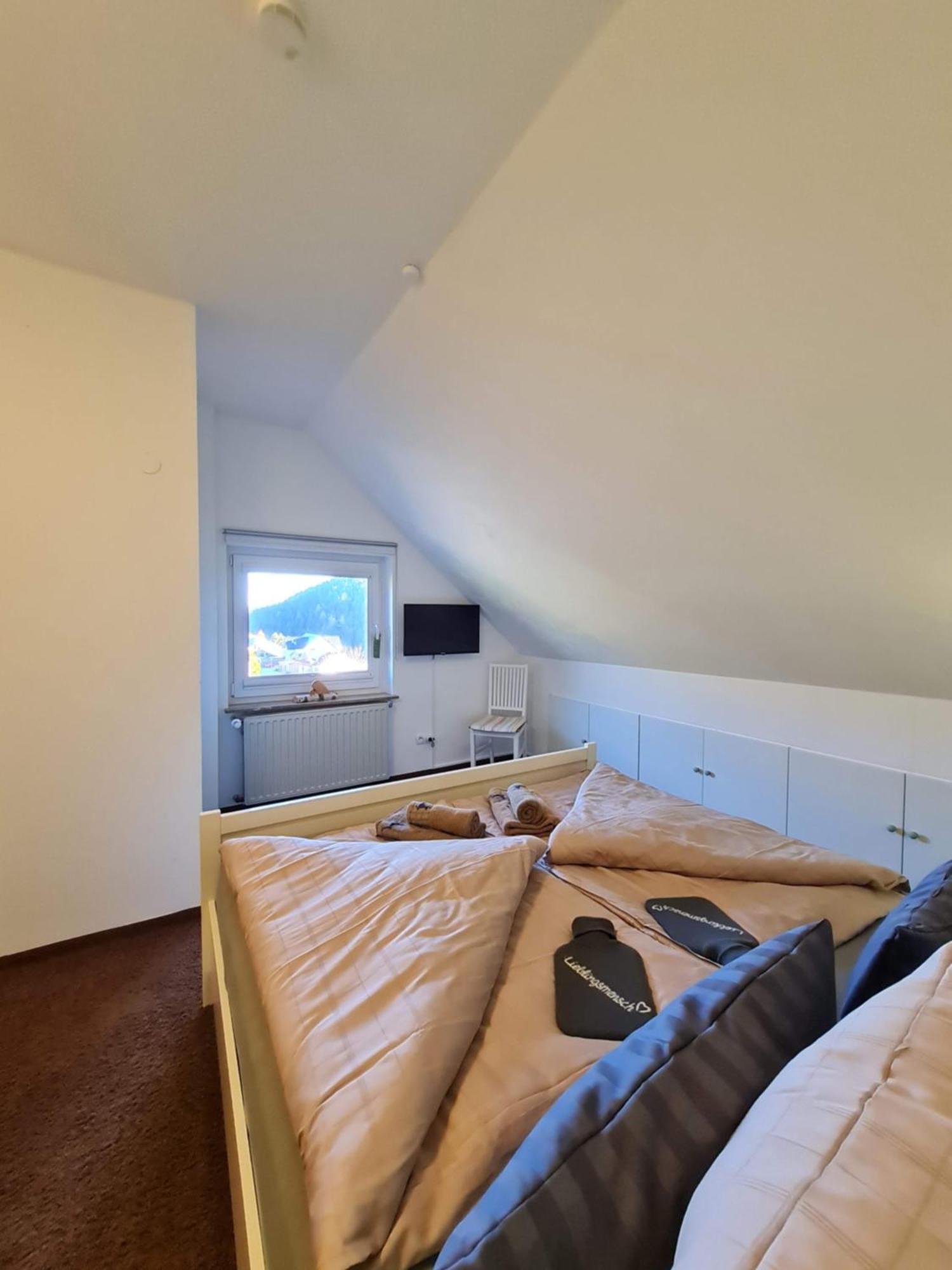 Ferienwohnungen Landhaus Meran Inkl Meinecardplus วิลลิงเงิน ภายนอก รูปภาพ