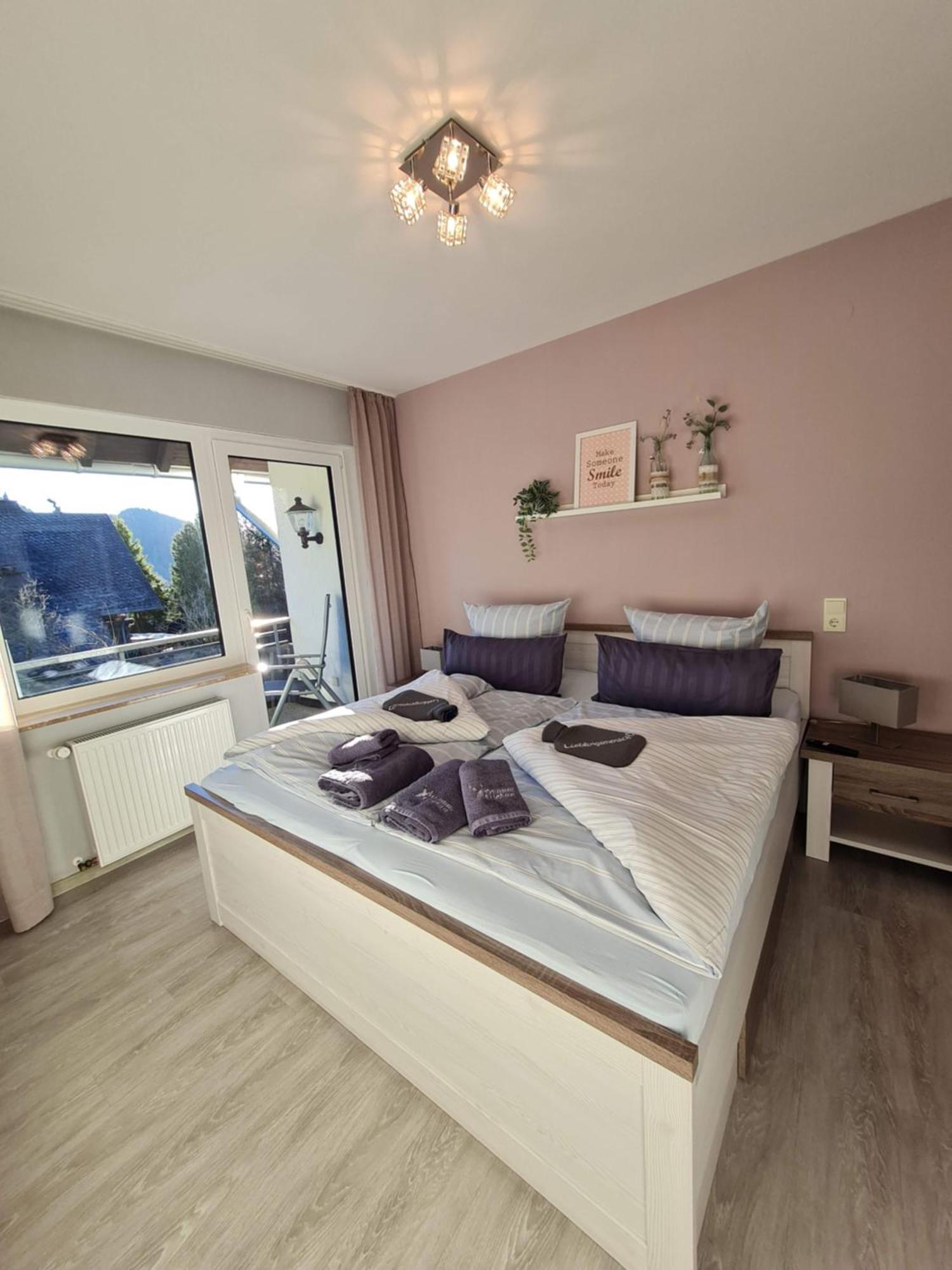 Ferienwohnungen Landhaus Meran Inkl Meinecardplus วิลลิงเงิน ภายนอก รูปภาพ