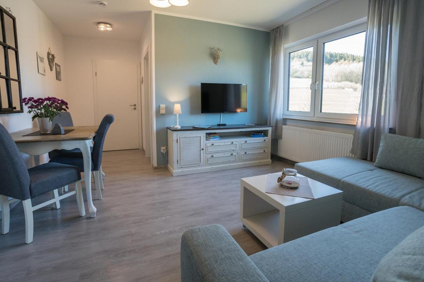 Ferienwohnungen Landhaus Meran Inkl Meinecardplus วิลลิงเงิน ภายนอก รูปภาพ