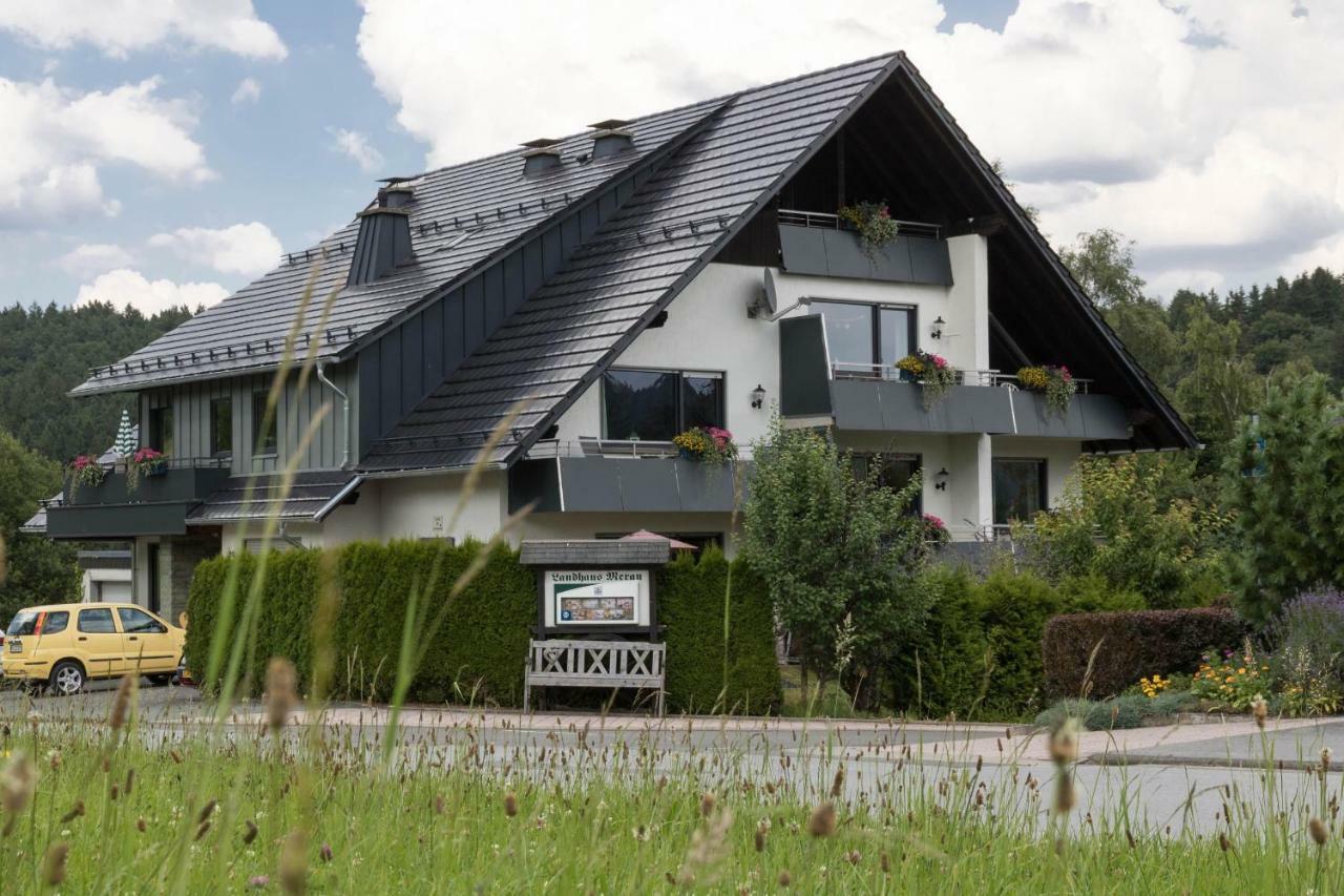 Ferienwohnungen Landhaus Meran Inkl Meinecardplus วิลลิงเงิน ภายนอก รูปภาพ